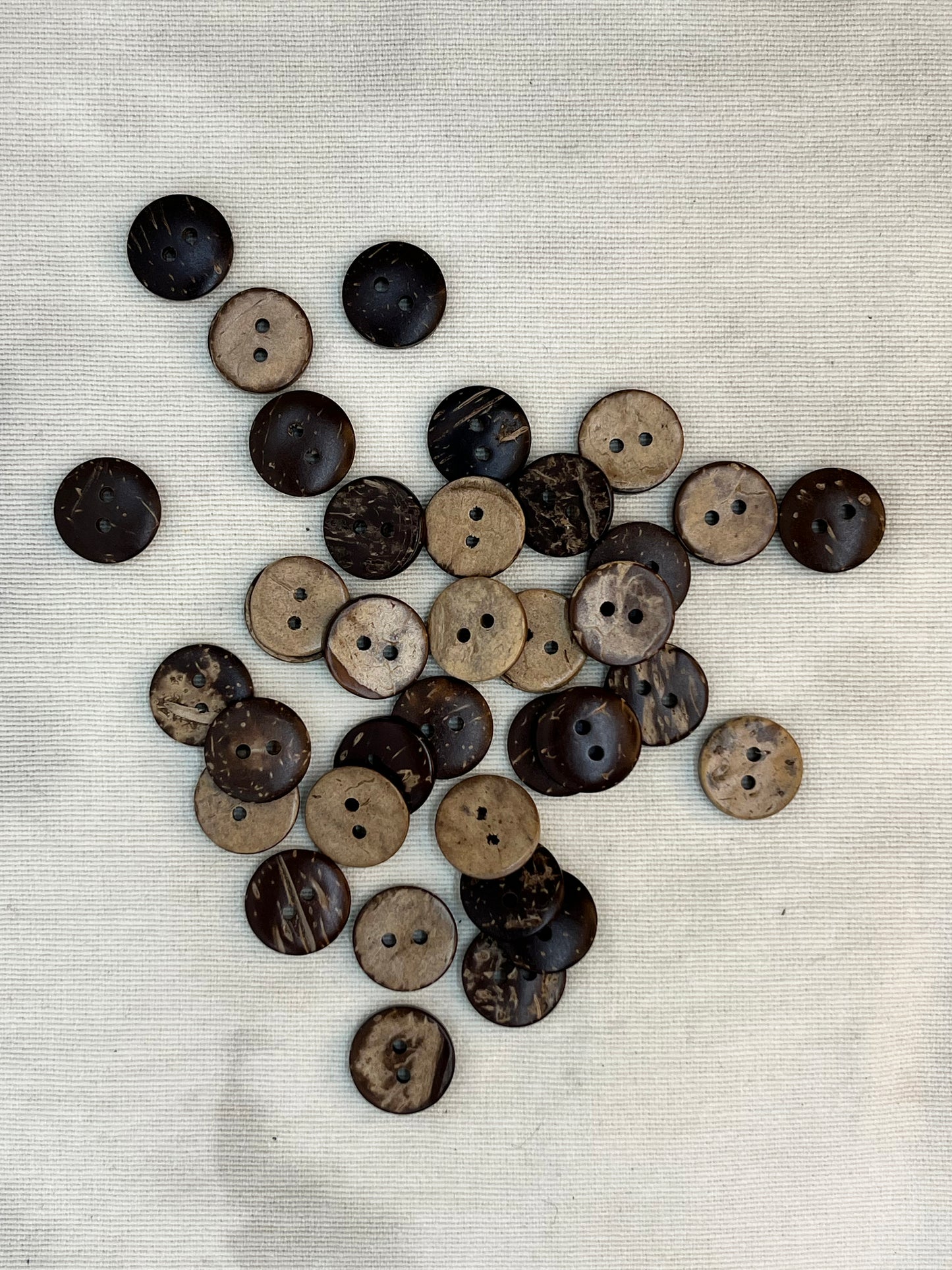 15 mm - kókoshneta - 2 göt