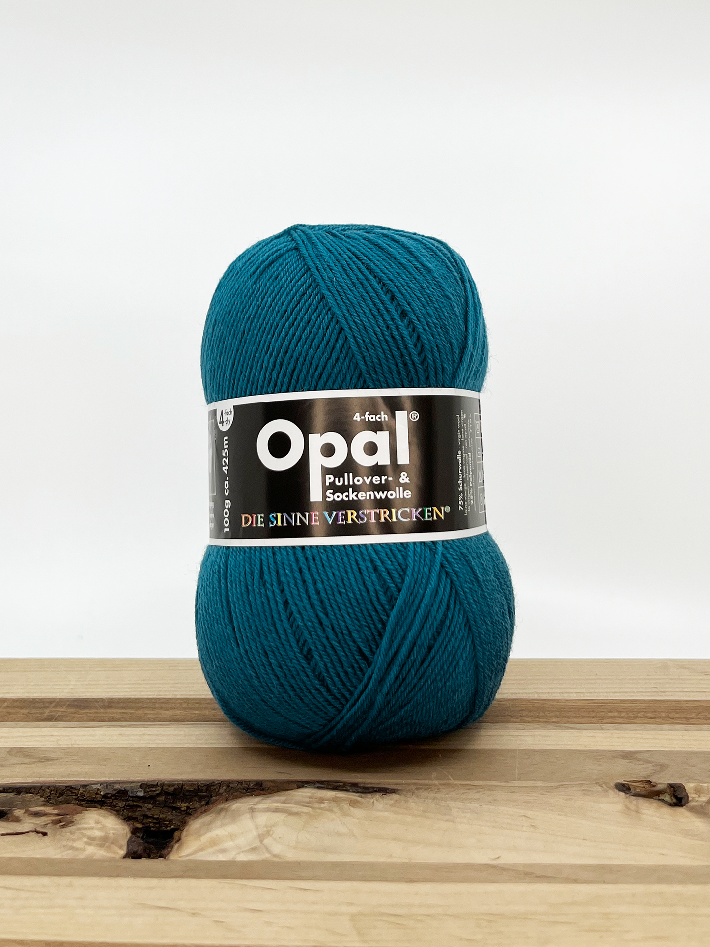 9934 - blue-green