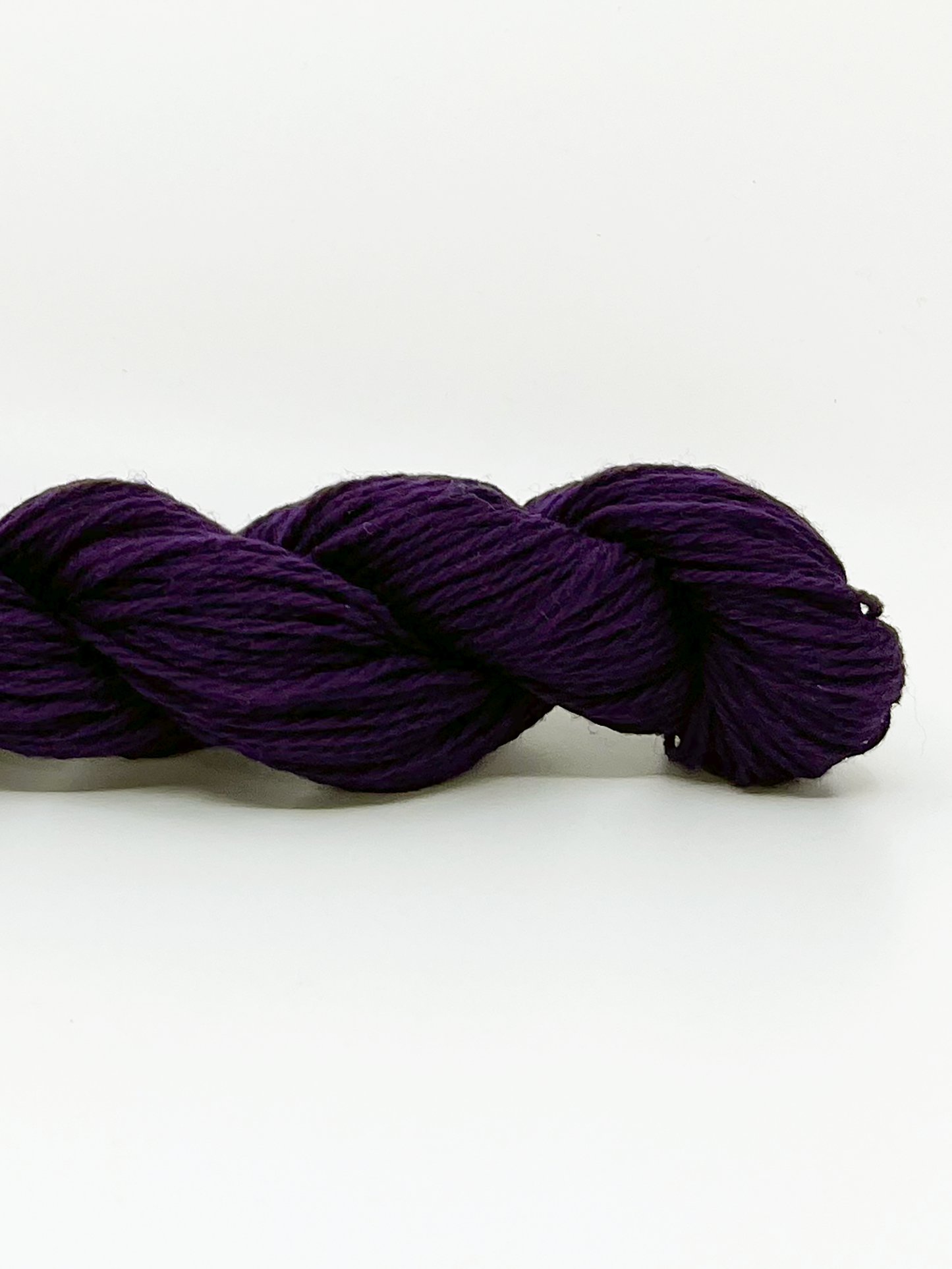 25 - myrka violet