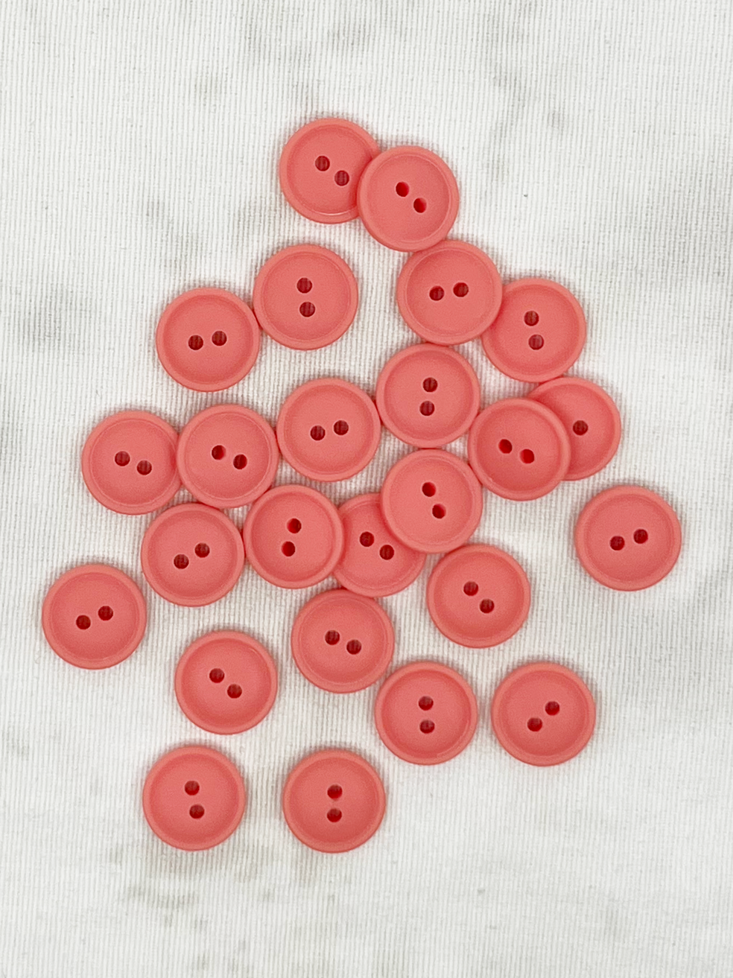 15 mm - Plasttölur - 2 göt