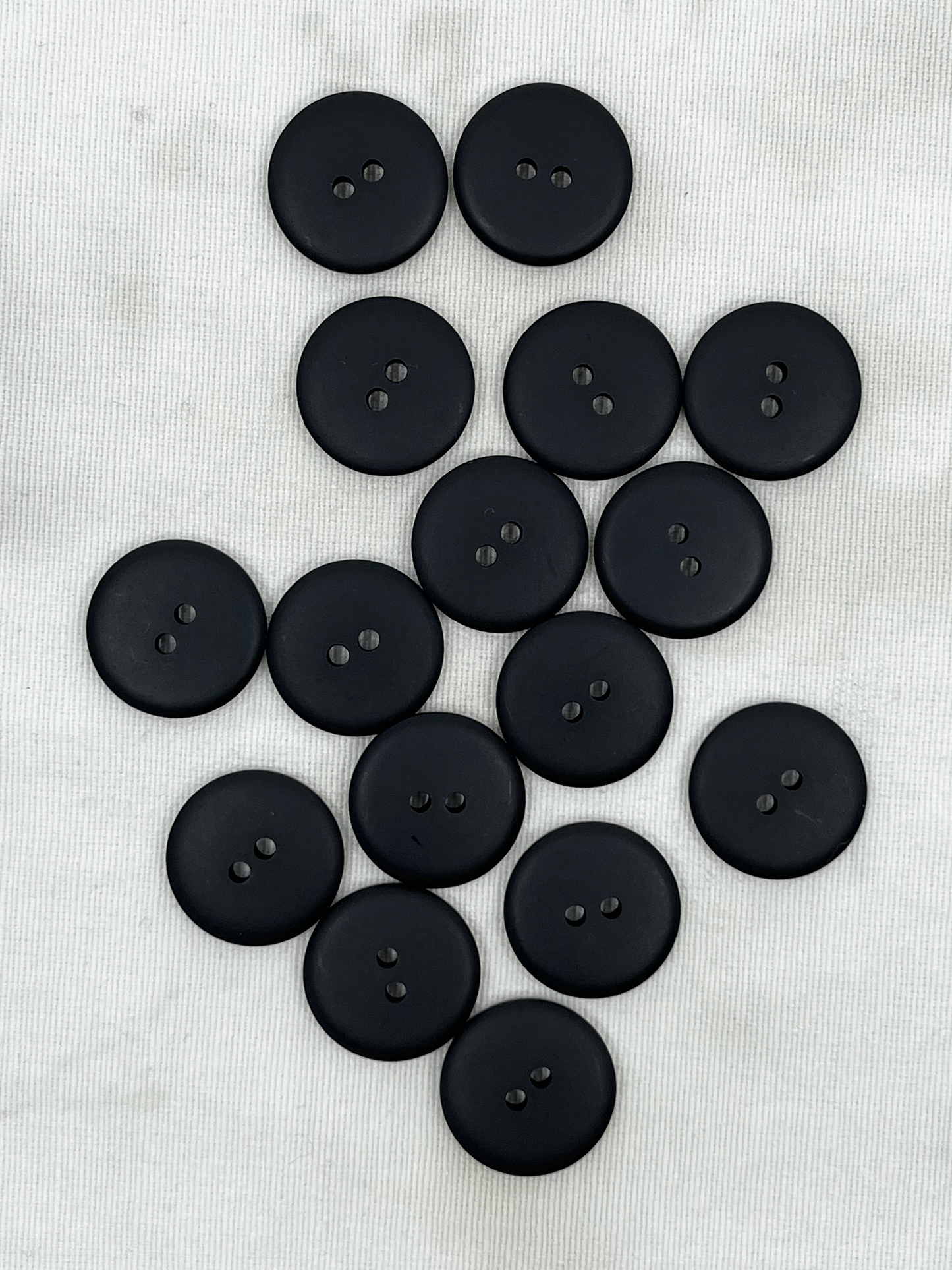 22 mm - Plasttölur - 2 göt