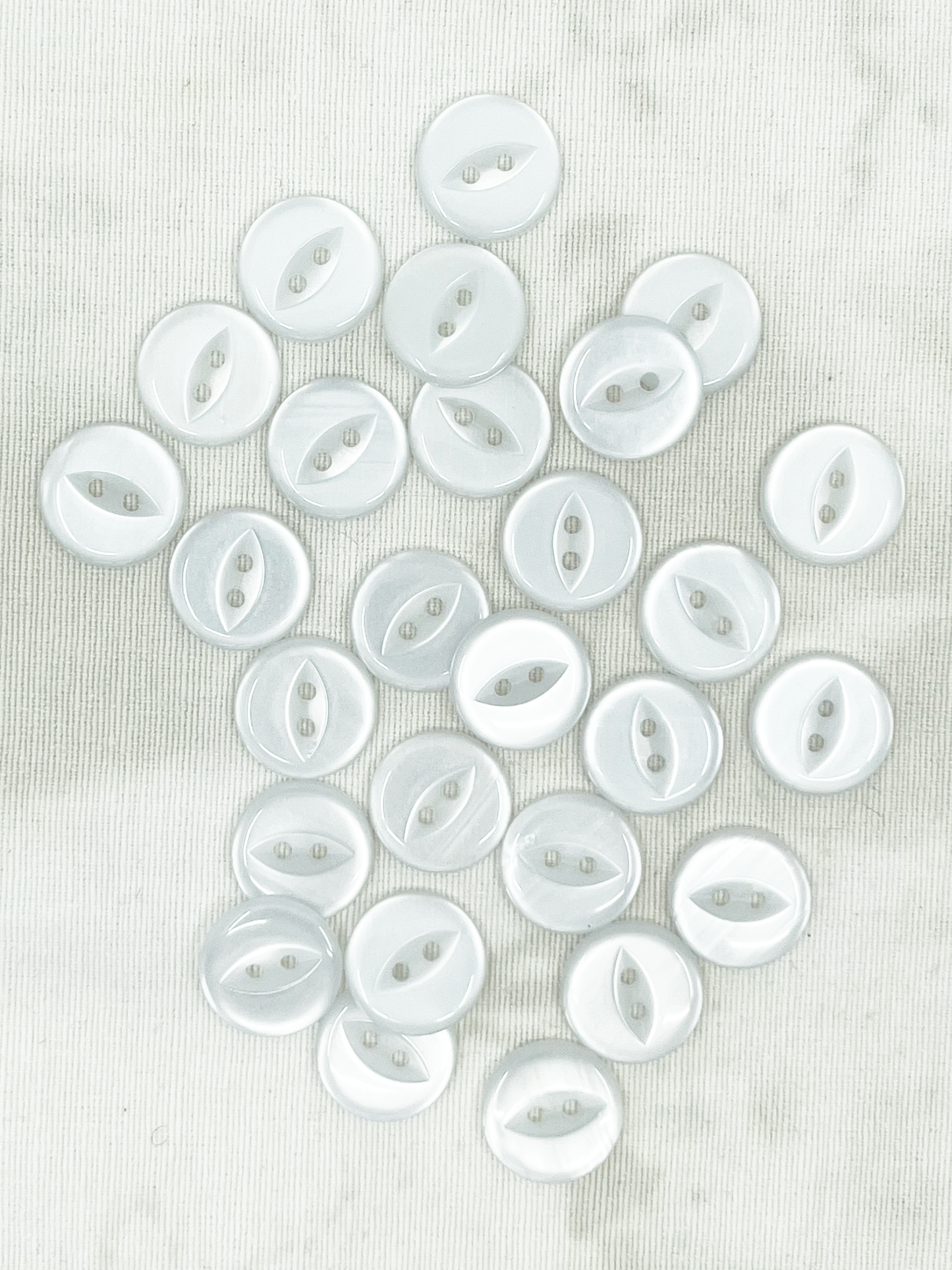 18 mm - Plasttölur - 2 göt