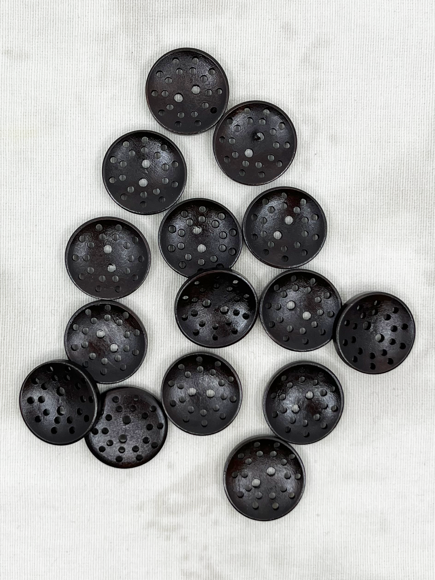 25 mm - trétölur - 2 göt