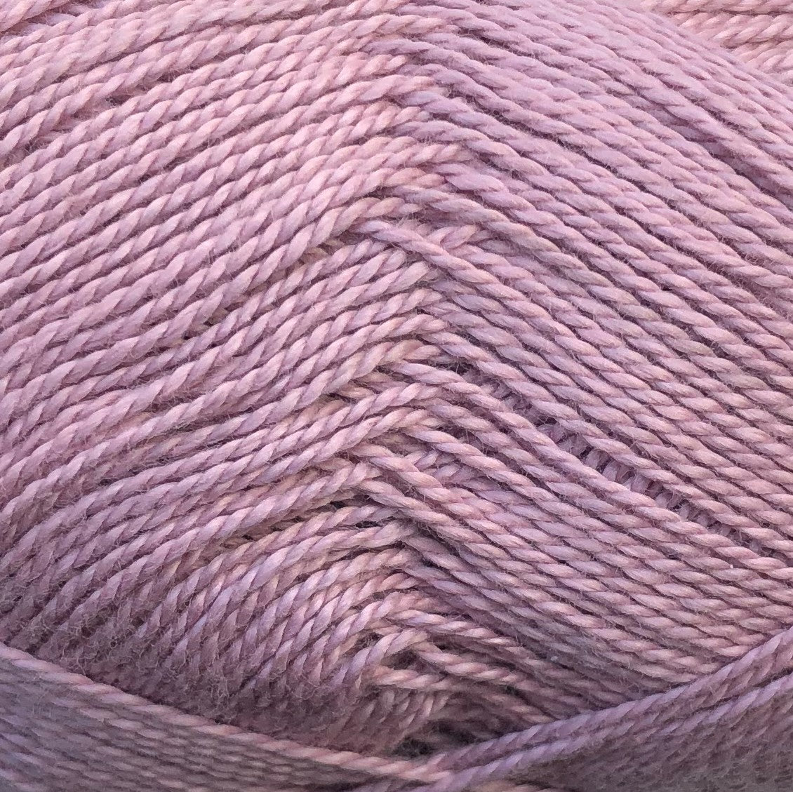 3720 - STØVET SYREN